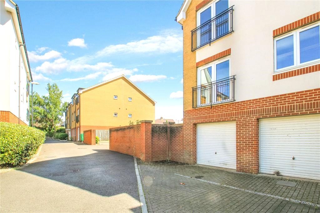 Property photo 2 of 17 Picture No. 07