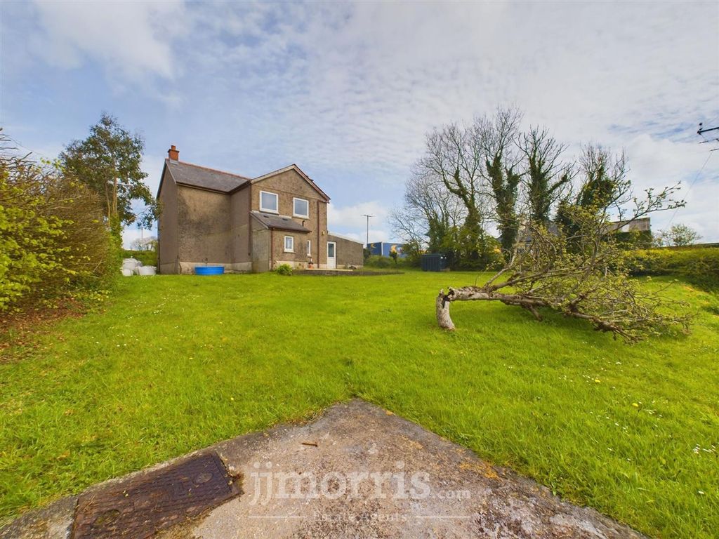 Property photo 3 of 34 Cam03686G0-Pr0048-Still036.Jpg