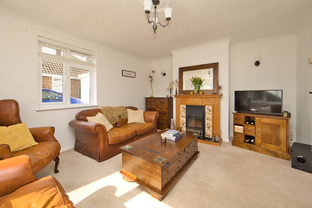 Property photo 2 of 13 Picture 2