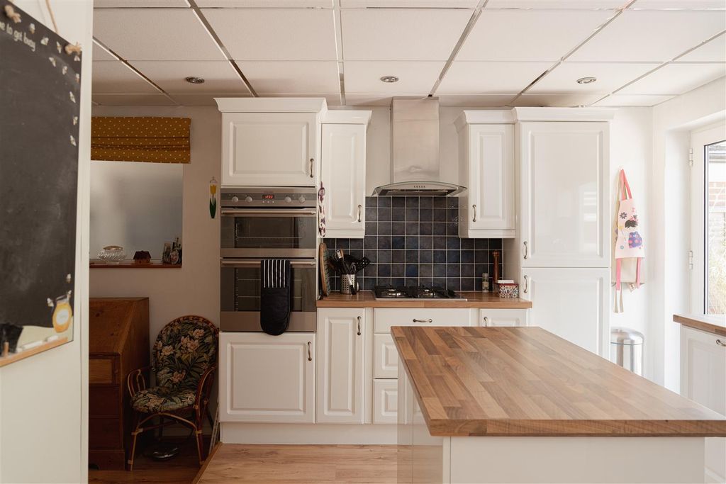 Property photo 3 of 26 15.Jpg