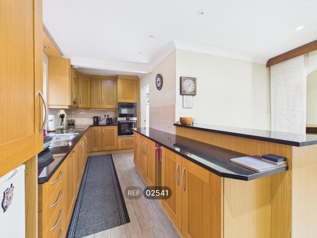 Property photo 3 of 19 Kitchen/Living Area
