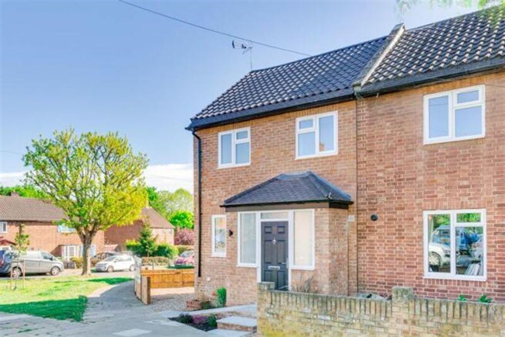 Property photo 1 of 10 External