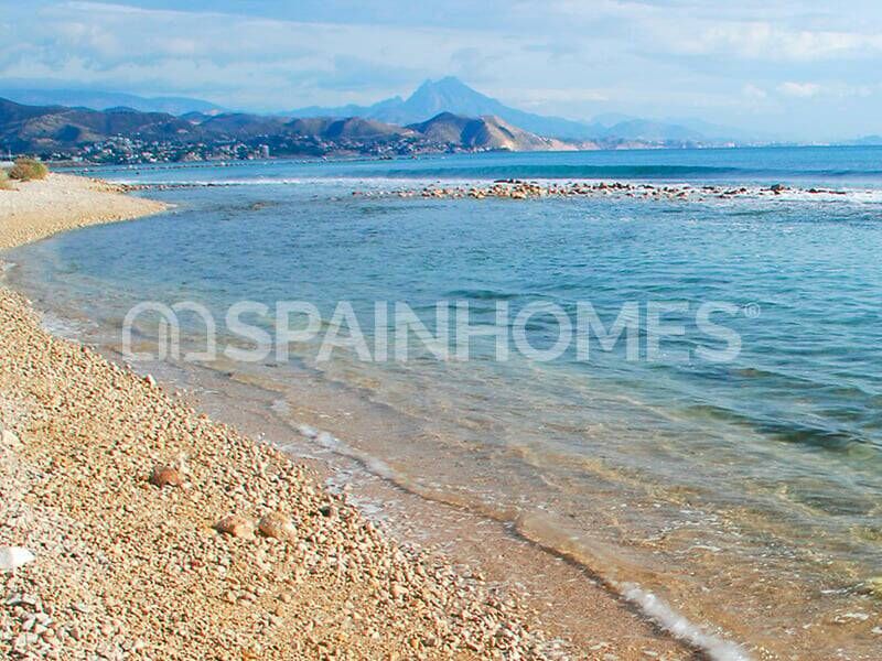 Property photo 3 of 28