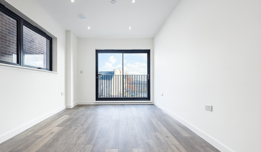 Property photo 2 of 8