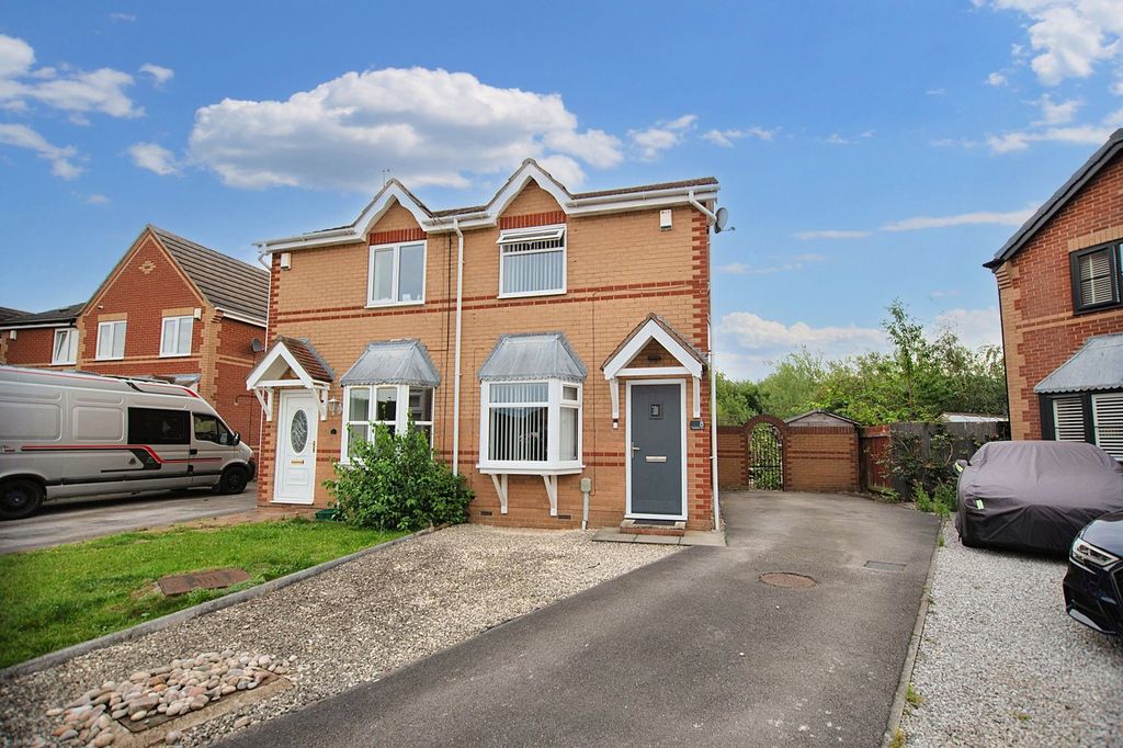 Property photo 1 of 18