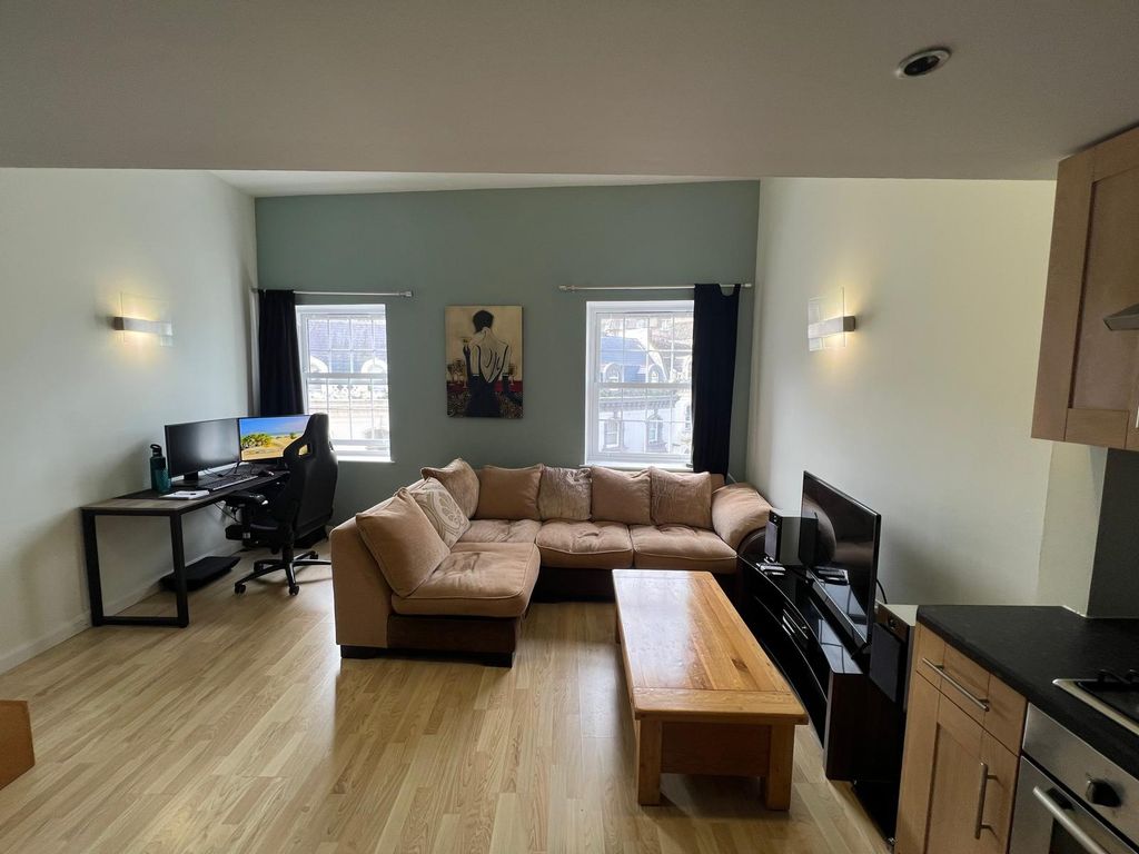 Property photo 1 of 4