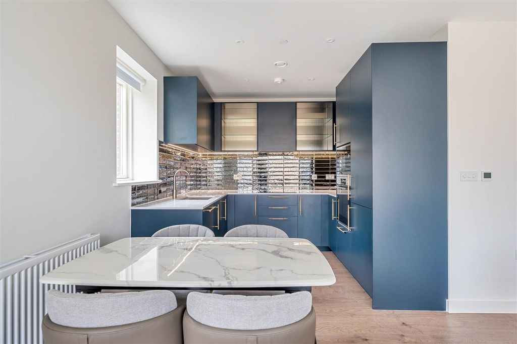 Property photo 2 of 11 975522 (5).Jpg