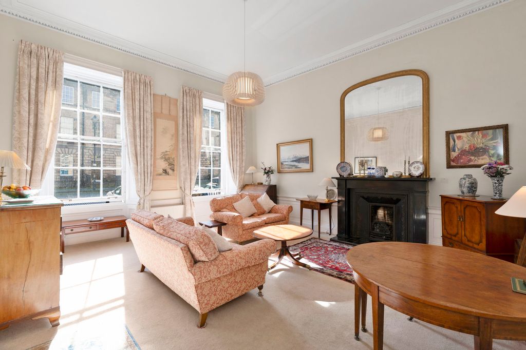 Property photo 2 of 14 Property Image 2