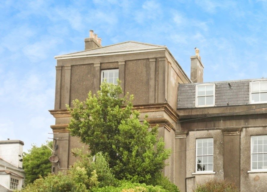 Property photo 1 of 14 Front View
