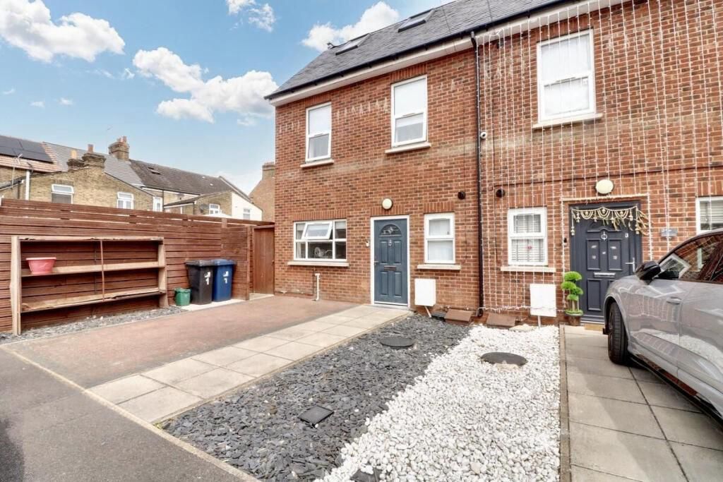 Property photo 1 of 23