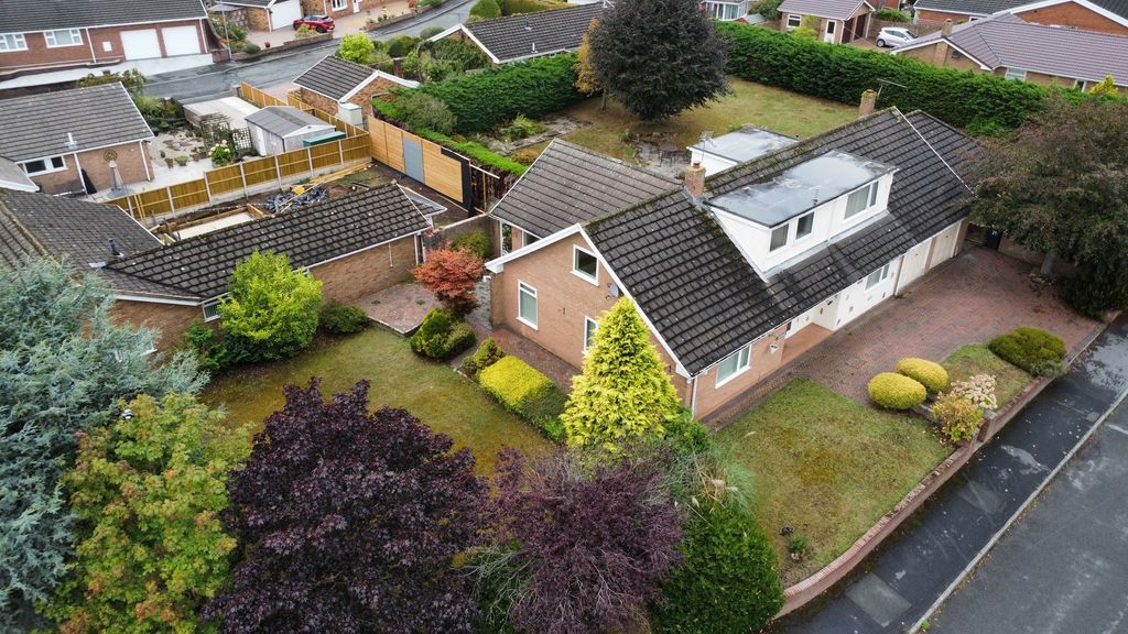 Property photo 3 of 41
