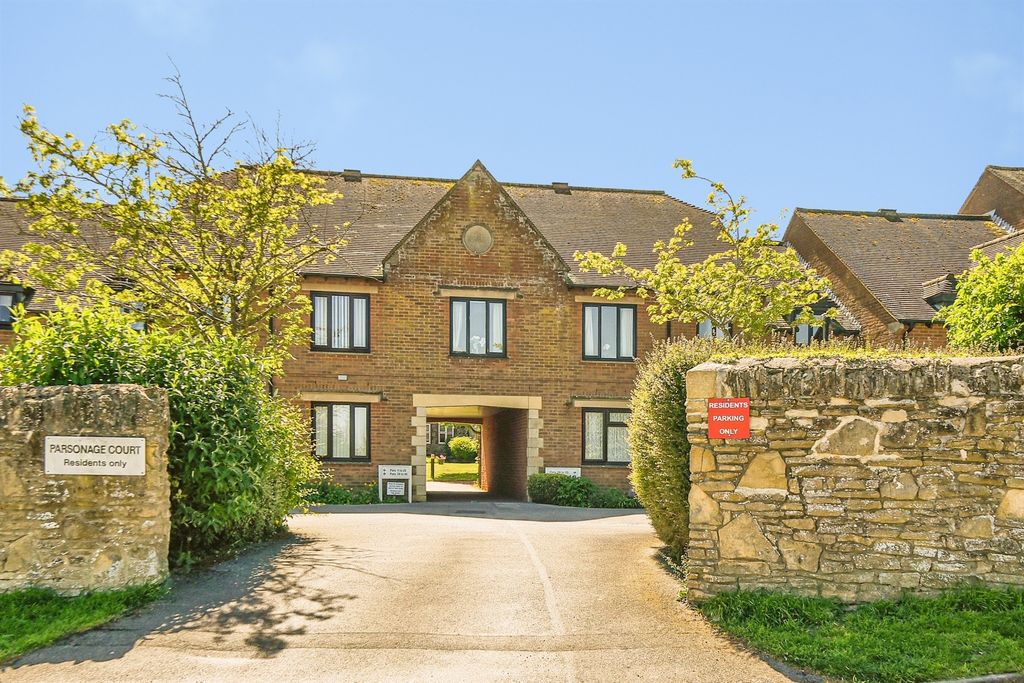 Property photo 1 of 13
