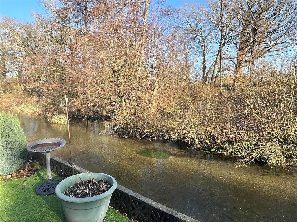 Property photo 2 of 14 Garden River Outlook