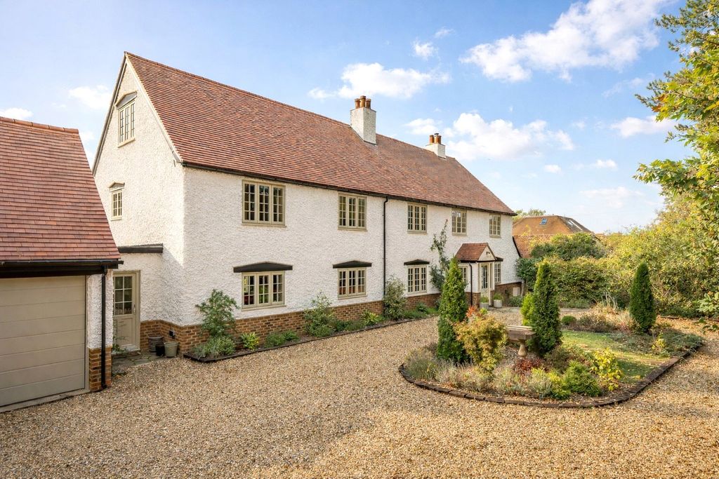 Property photo 1 of 29 Front Aspect