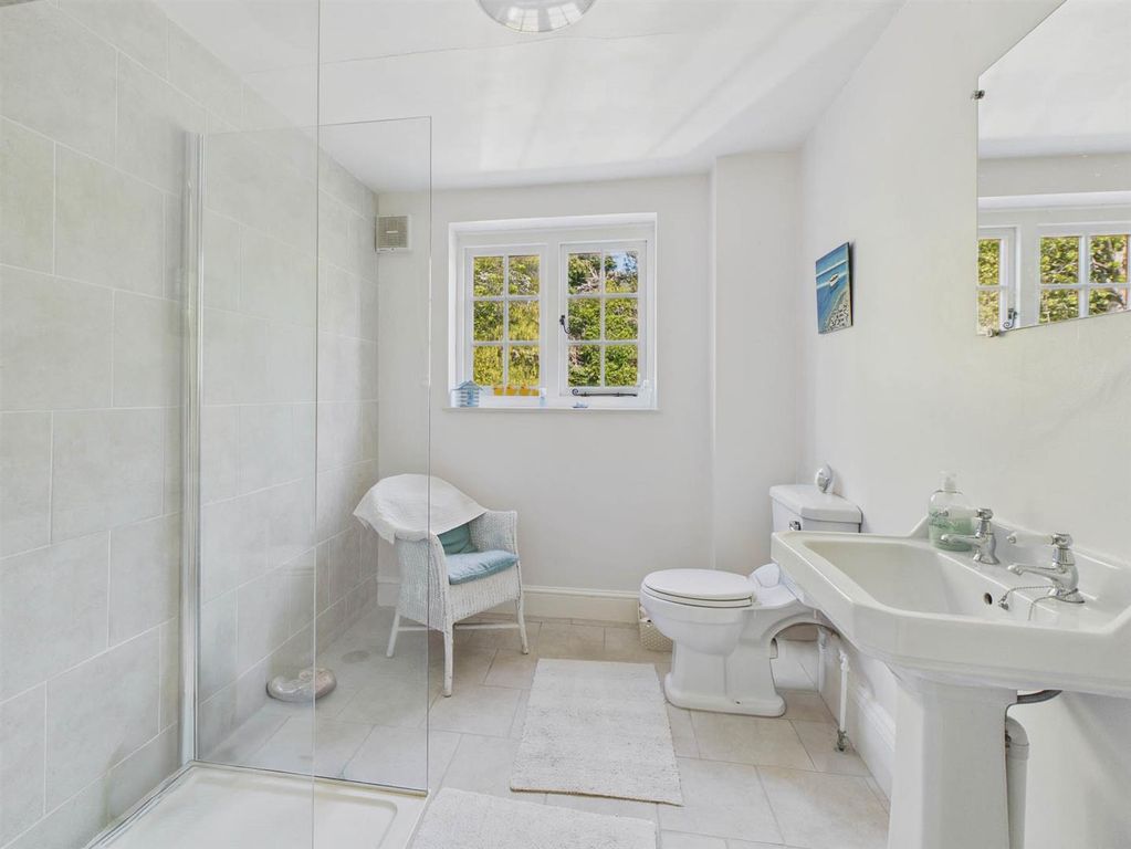 Additional image 14 of 8 bed detached house for salePeachfield Road, Malvern WR14