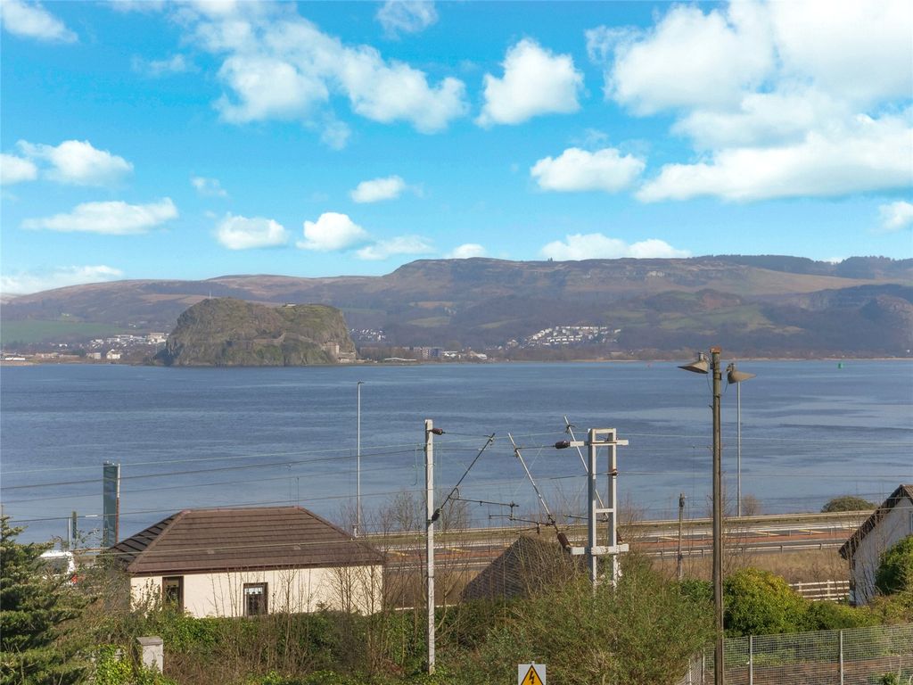 Property photo 3 of 19 View