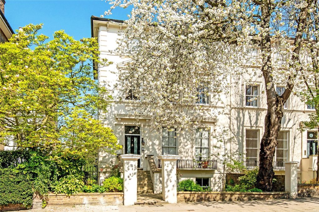 Property photo 1 of 8 Exterior
