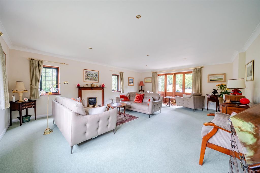 Property photo 2 of 35 1512819-13-6A985A1Cb47B5.Jpg