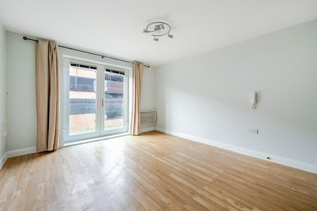 Property photo 3 of 21 Reception Room