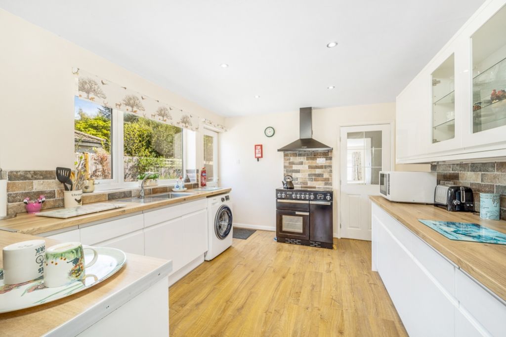 Property photo 3 of 32 9 Bell Lane (Moulton)-27