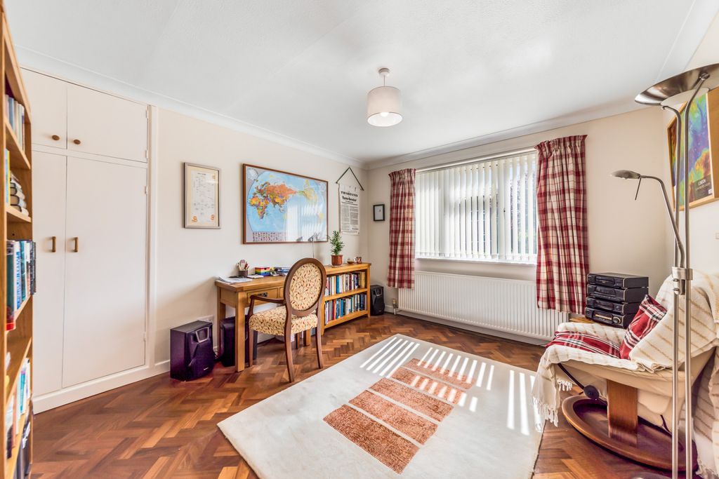 Additional image 15 of 3 bed detached bungalow for saleLichfield Avenue, Evesham WR11