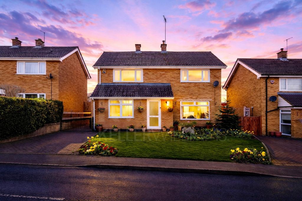 Property photo 1 of 23