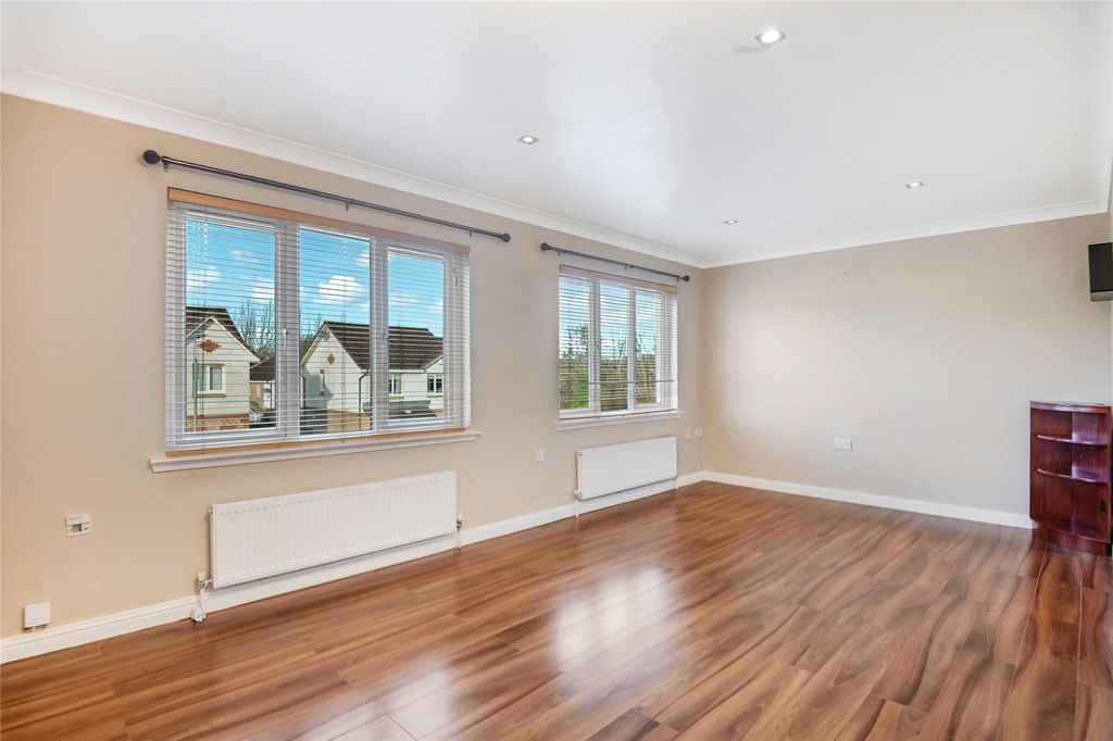 Property photo 2 of 26 Picture No. 04