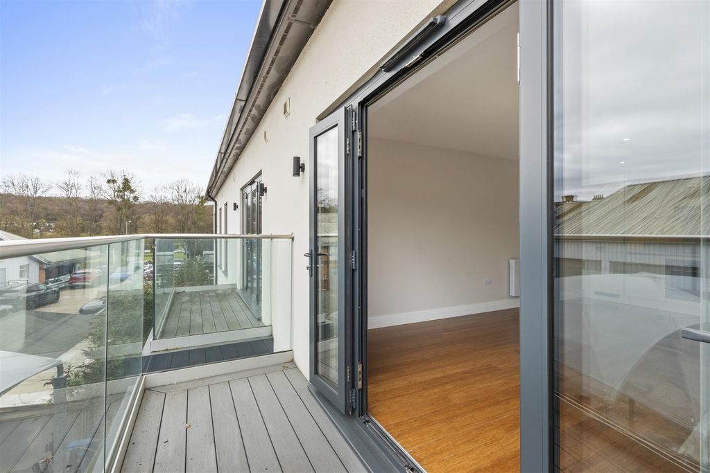 Property photo 3 of 12 Balcony