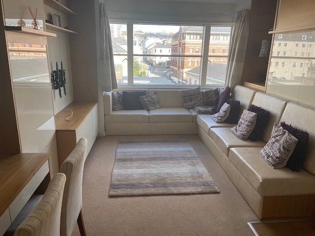 Property photo 1 of 8 Living Room