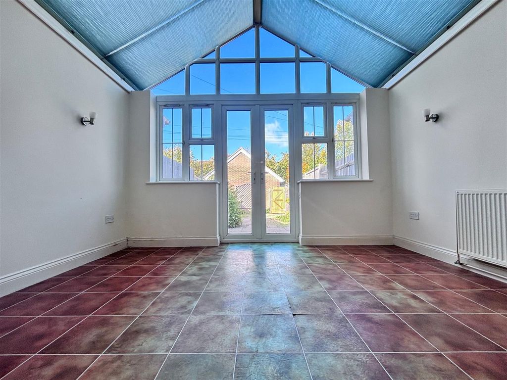 Property photo 3 of 17 Orangery.Jpg