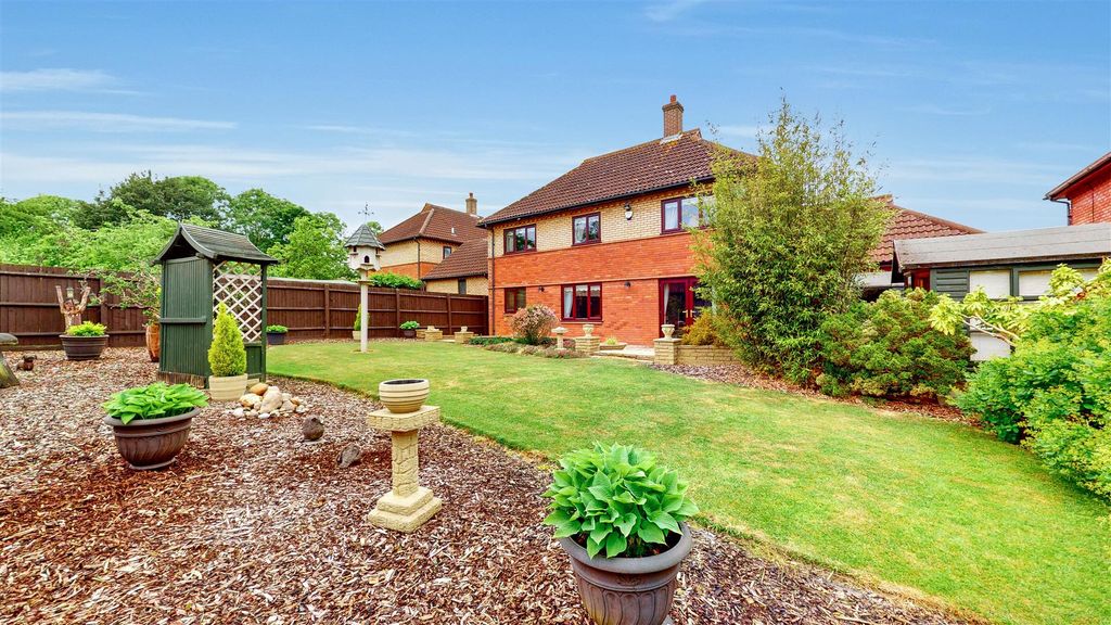 Property photo 1 of 28 05202025_004335.Jpg