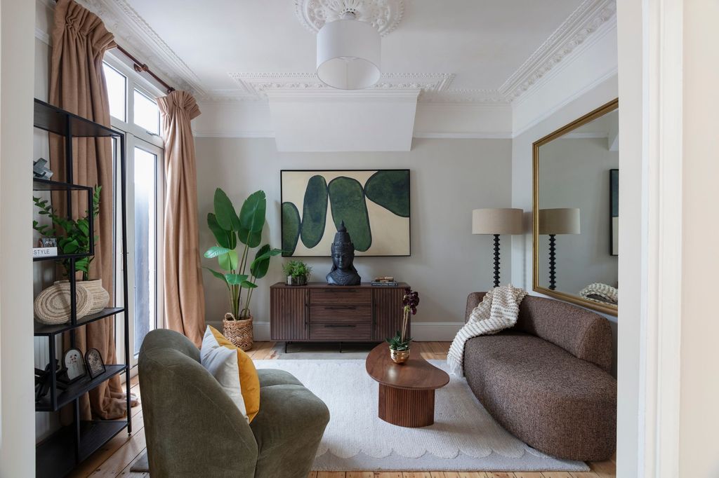 Property photo 1 of 43