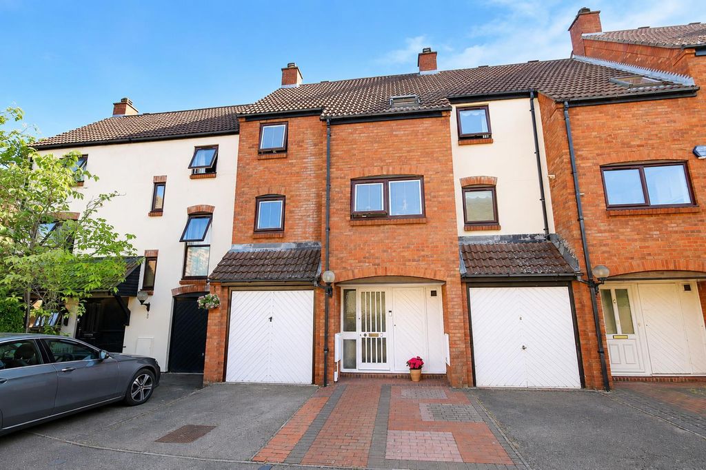 Property photo 1 of 24 A6026F6c-38B9-49E7-B377-5B1c8A2De480.Png