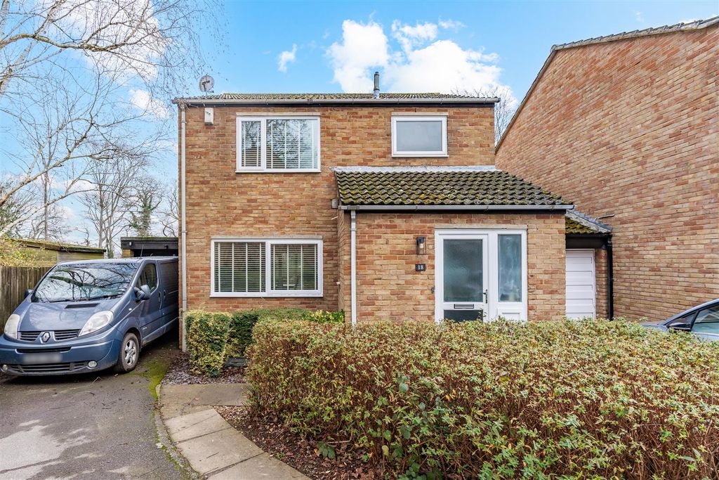 Property photo 1 of 16 Front