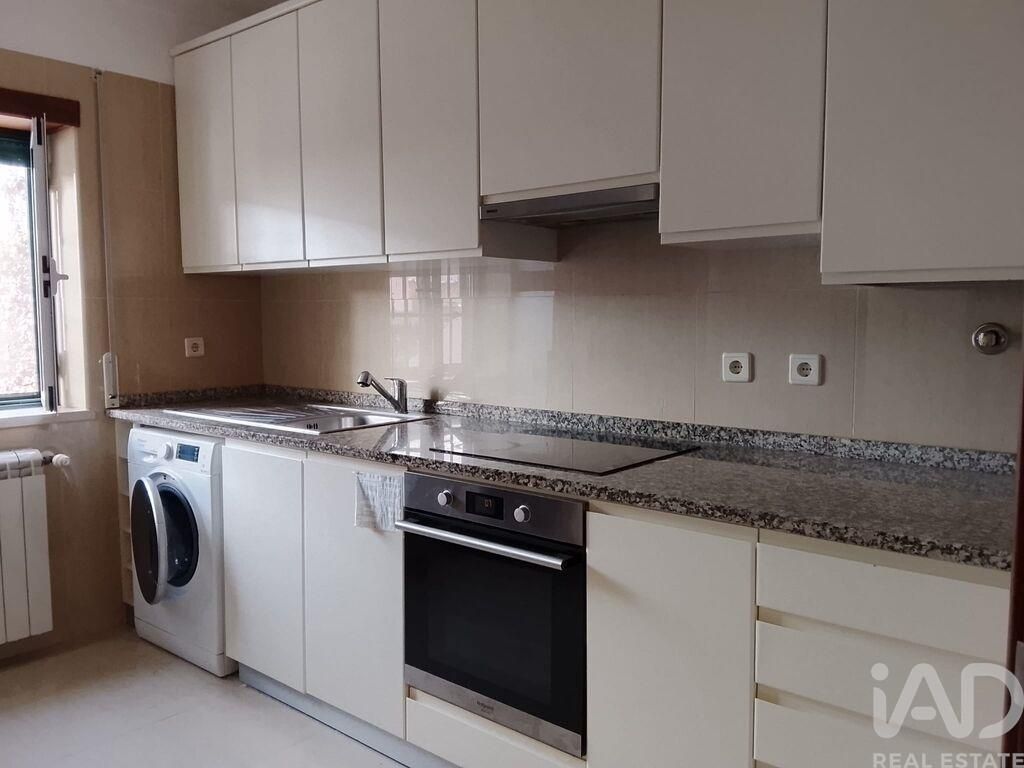 Property photo 1 of 31