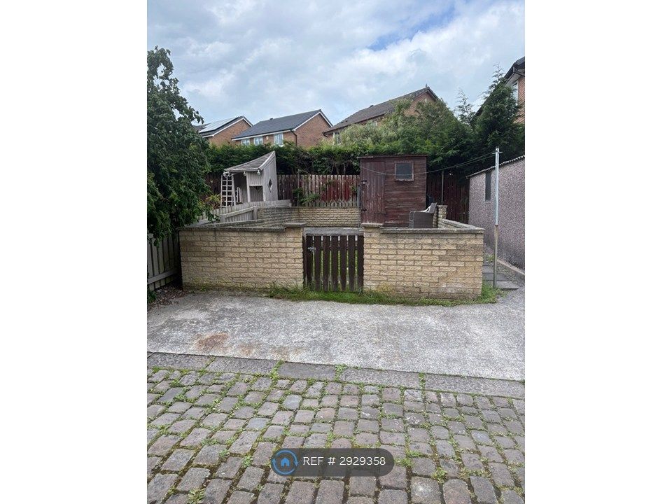 Property photo 3 of 19 Garden Area