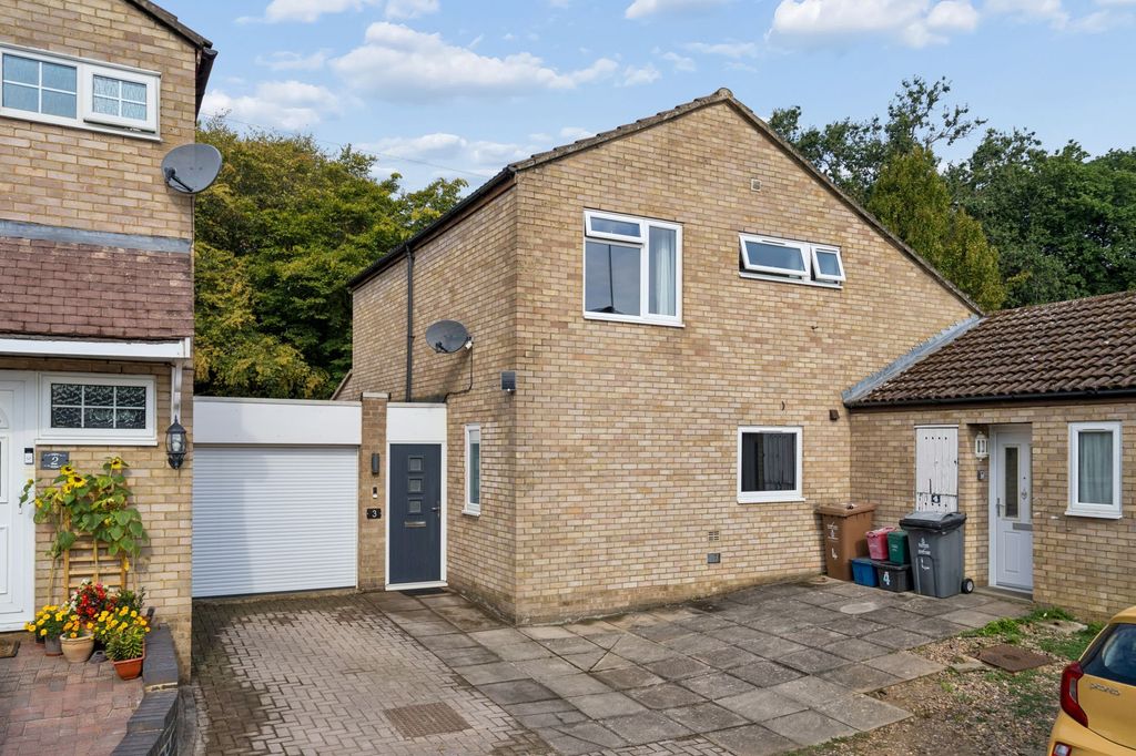 Property photo 1 of 23