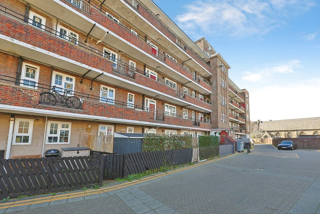 Property photo 1 of 20 Pbox-Img.Jpg