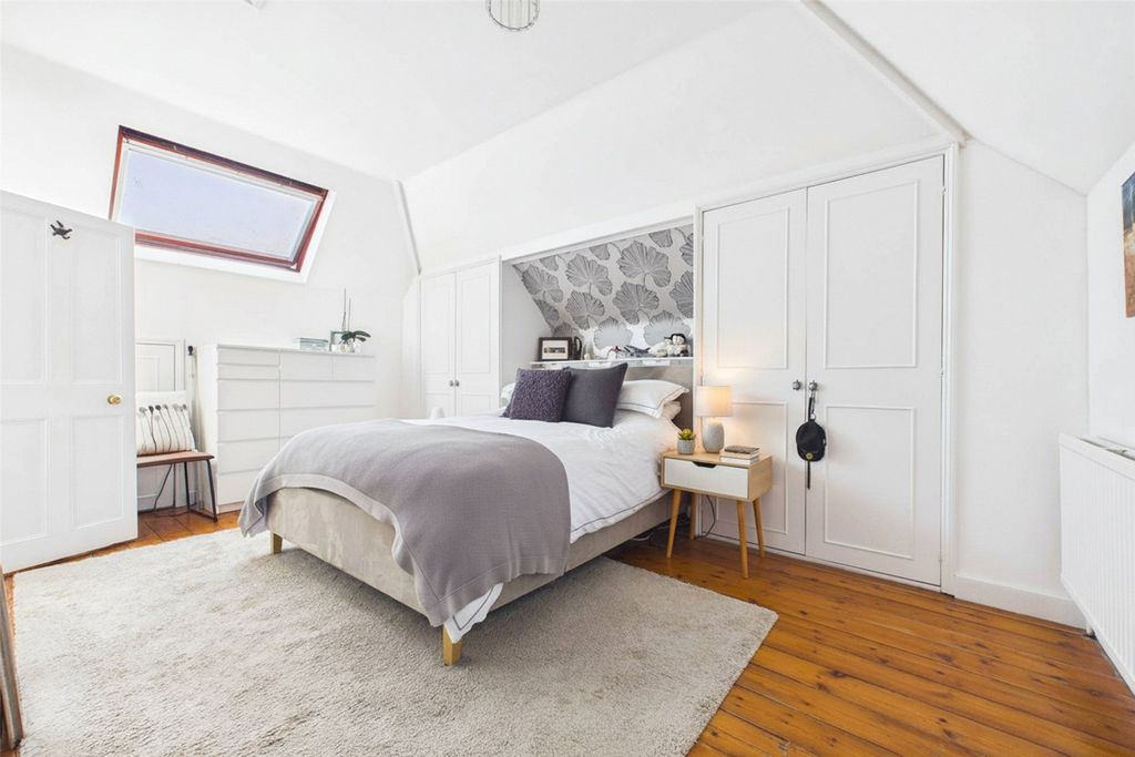 Additional image 13 of 3 bed maisonette for saleLaburnham Road, Maidenhead, Berkshire SL6