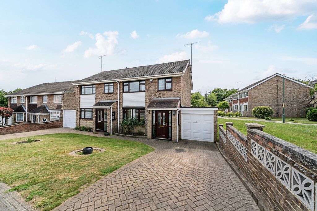Property photo 1 of 20 1455834-2-69F9F8B...
