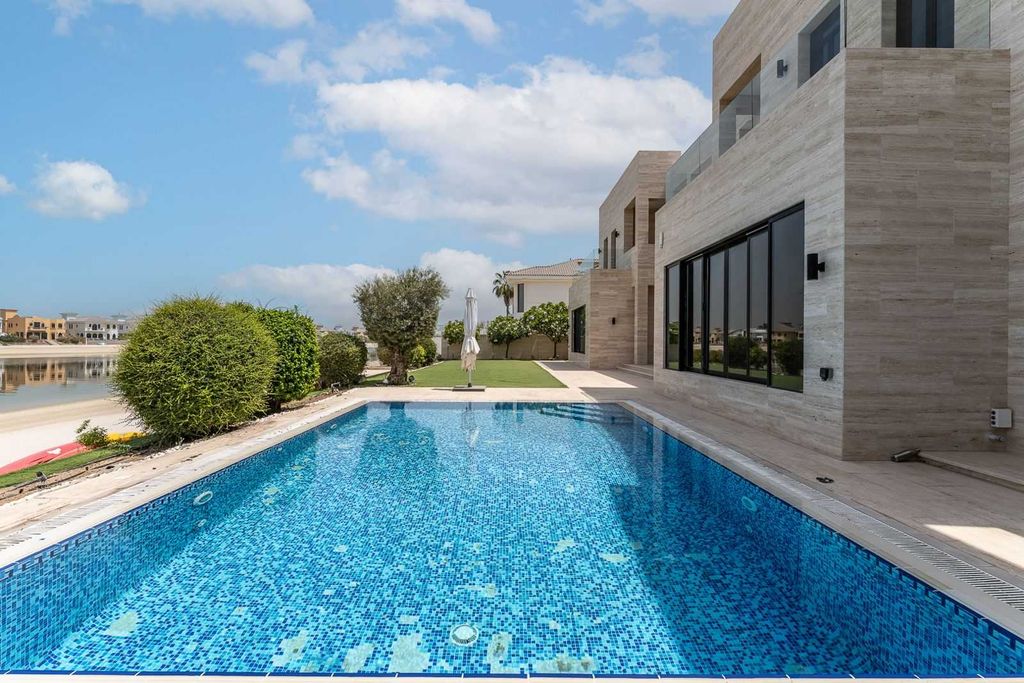 Property photo 1 of 27