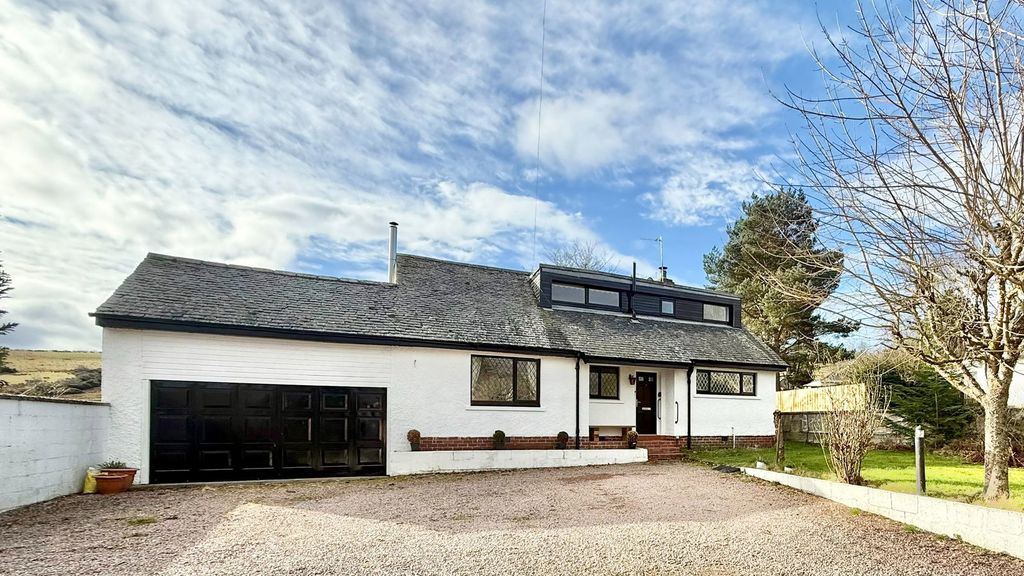 Property photo 1 of 36