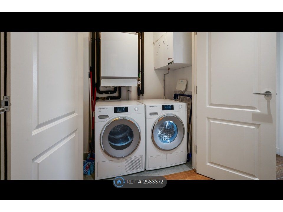 Property photo 3 of 32 Miele Washer And Dryer