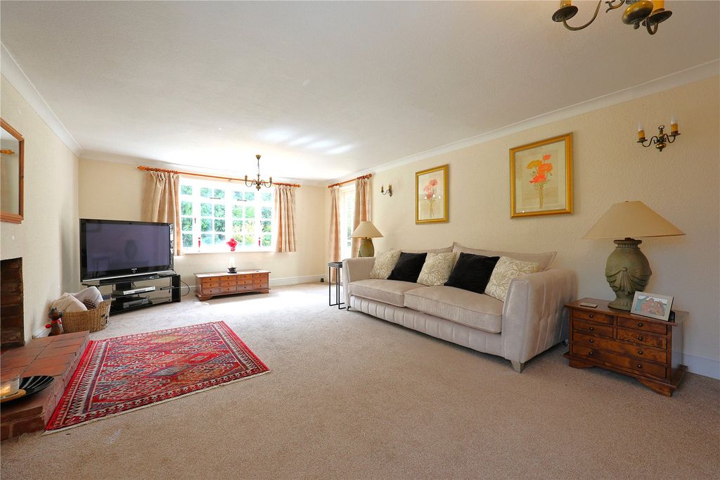 Property photo 3 of 27 Picture No. 52