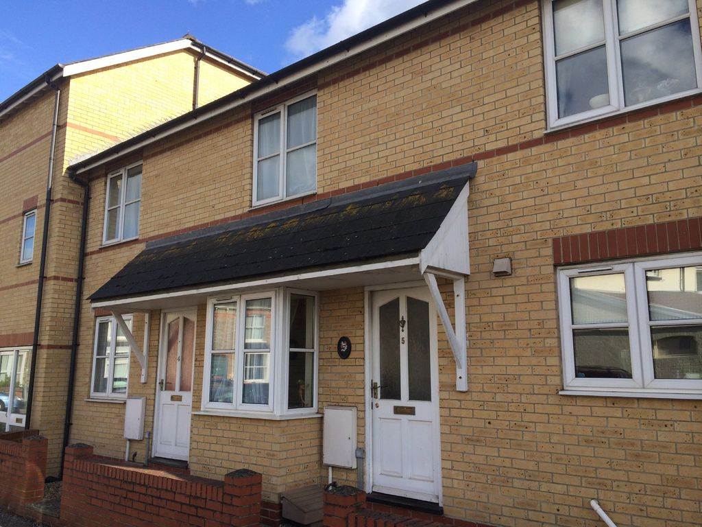 Property photo 1 of 9 Photo 01