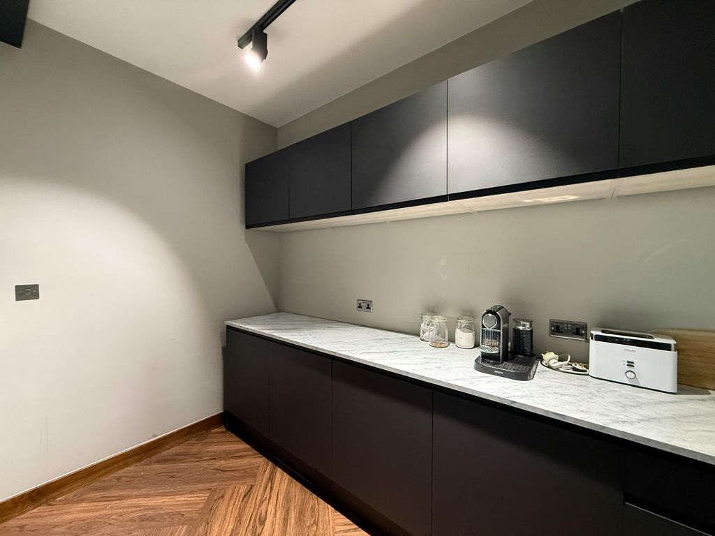 Property photo 3 of 12 Img_2172.Jpg