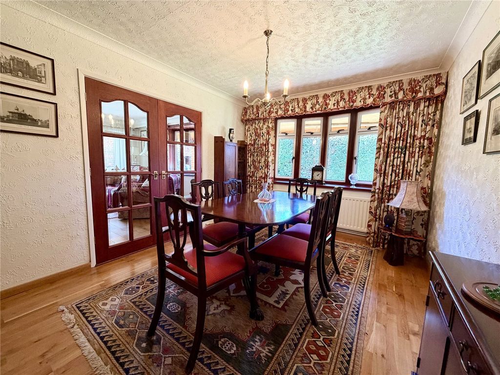 Property photo 3 of 19 Picture No. 04