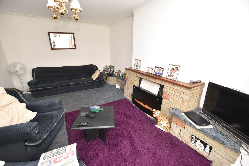 Property photo 2 of 28 Picture No. 10