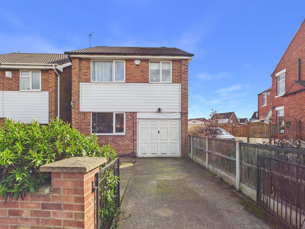 Property photo 1 of 16 Front