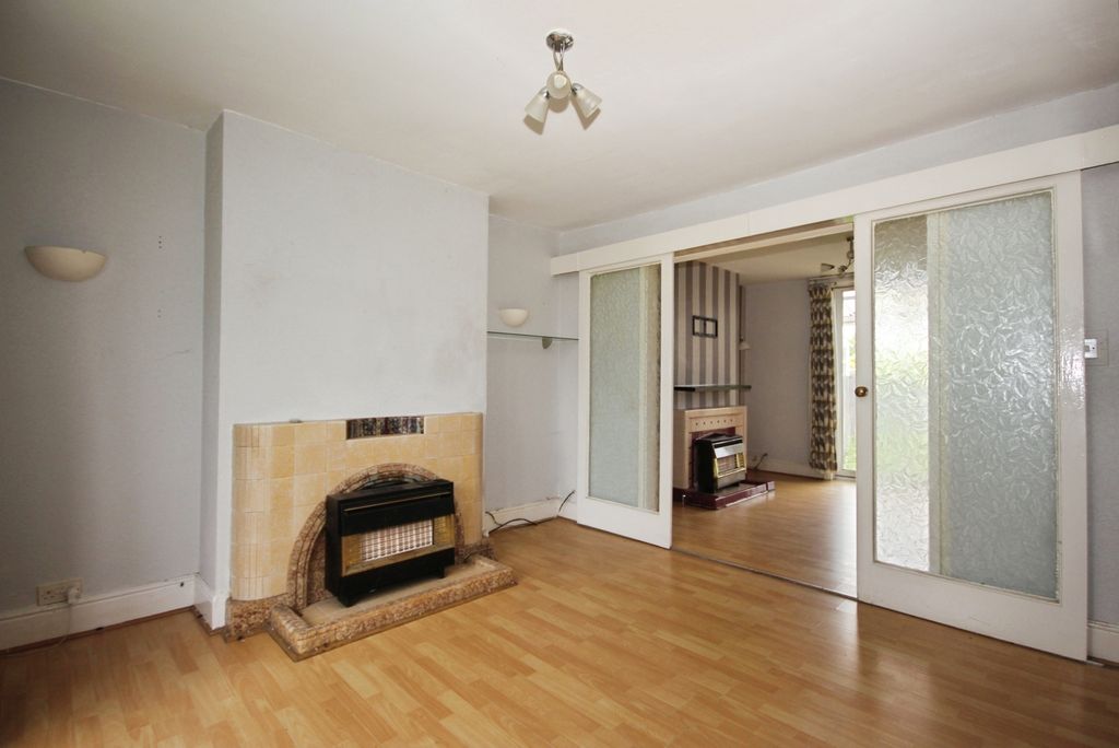 Property photo 3 of 17 Pbox-Img.Jpg